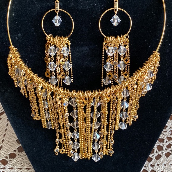 One of a kind statement necklace and earrings - Picture 2 of 2